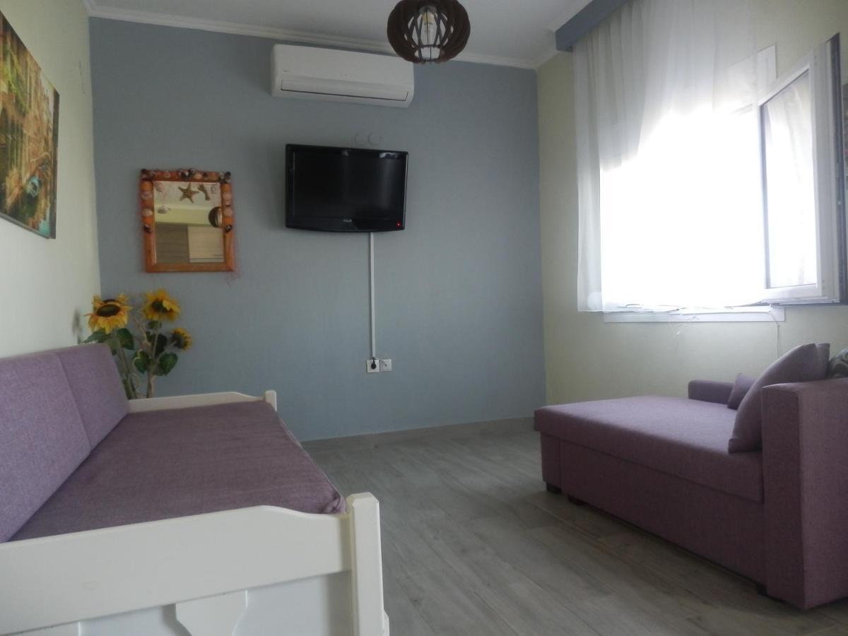 Zephyros Family Apartments Ormos Panagias Exterior foto