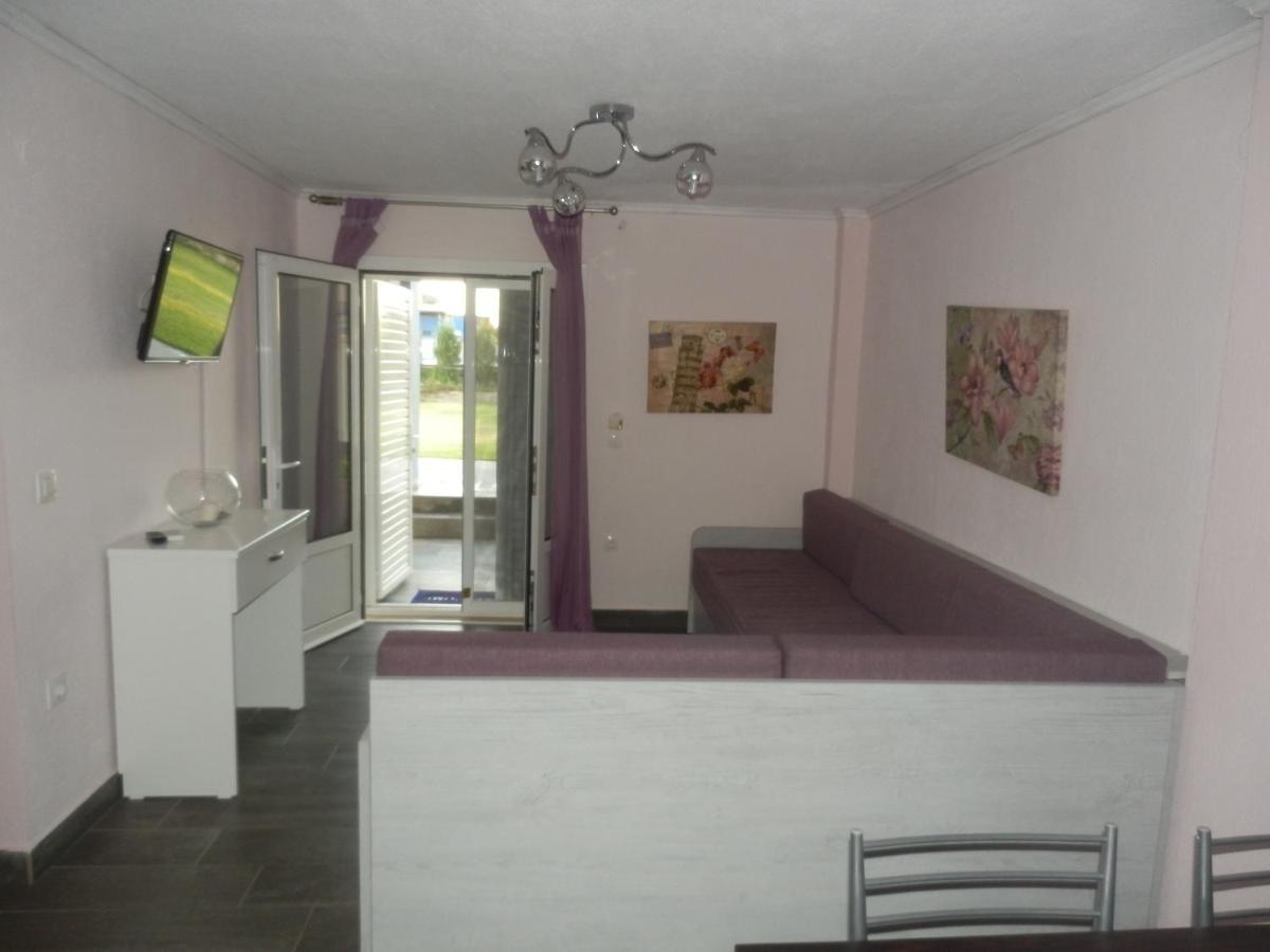 Zephyros Family Apartments Ormos Panagias Exterior foto